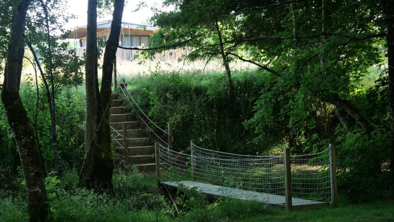 Les Chalets Du Moulin De Valade Condat-sur-Trincou Exterior photo